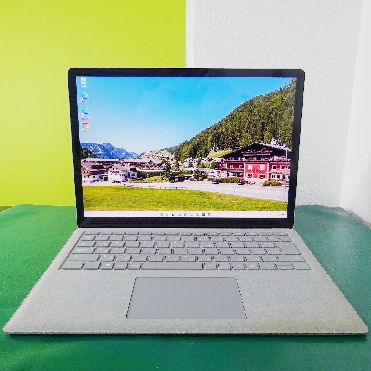 Surface Laptop 2　i5 8GB SSD256　Win11
