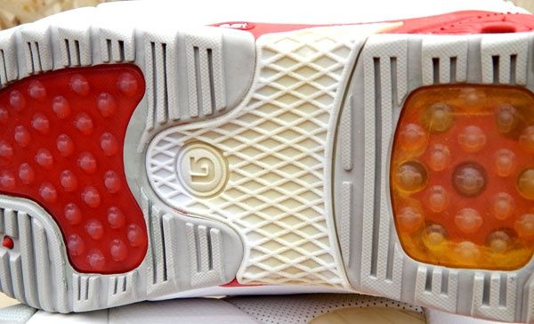 スノーボードブーツ