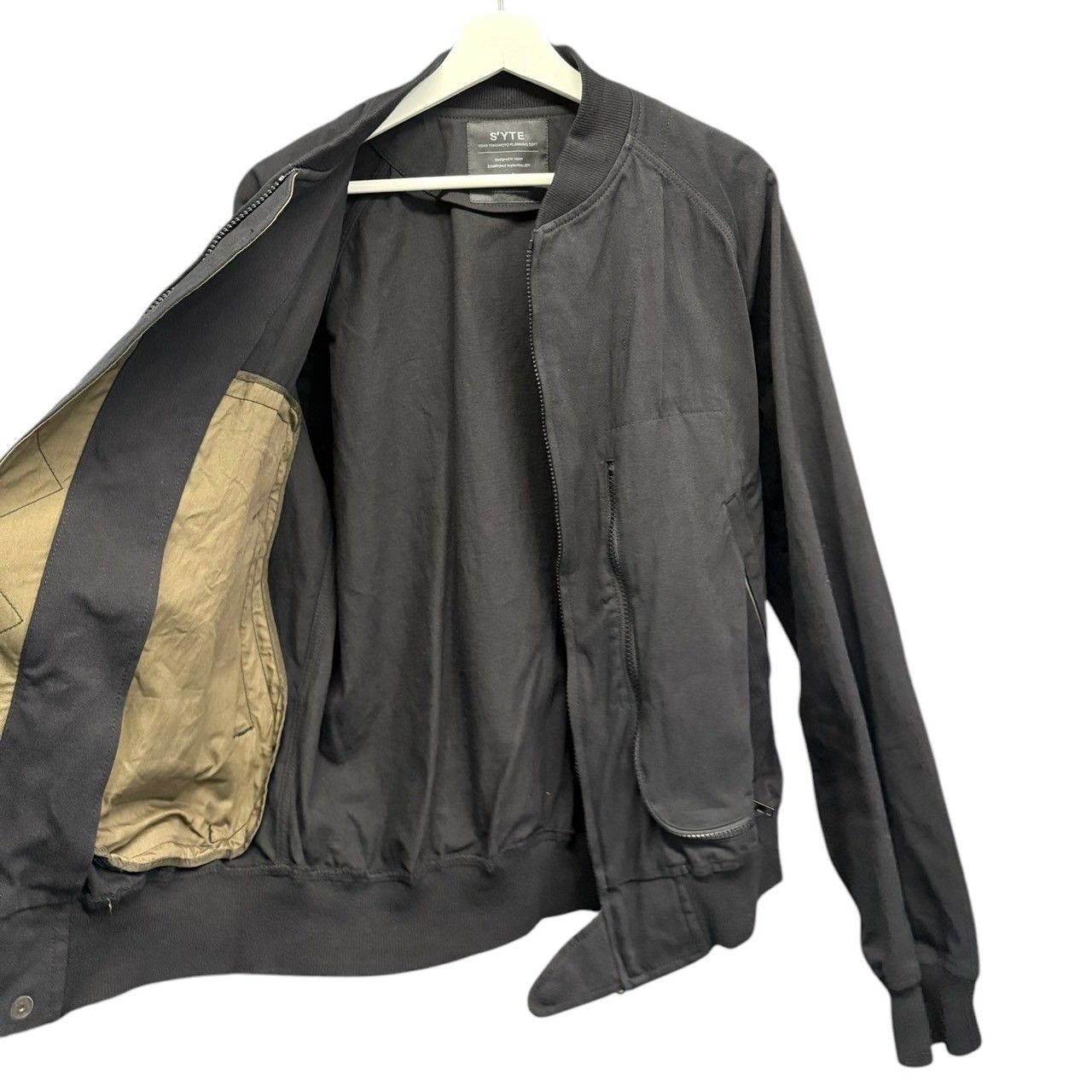 S'YTE by yohji yamamoto サイト ヨウジヤマモト GUSSETED ZIPPERED