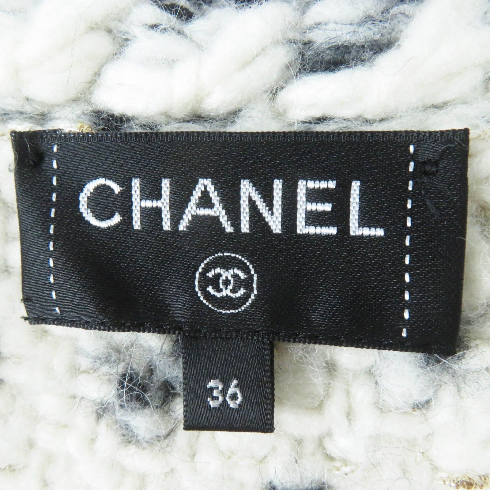 CHANEL - 極美品◎CHANEL シャネル 2021年製 21A P71038 カシミヤ混 ランウェイ着 ロング丈 ニットベスト エクリュ ブラック ゴールド ピンク 36 イタリア製 正規品 レディース CHANEL 極美品◎CHANEL シャネル 2021年製 21A P71038 カシミヤ