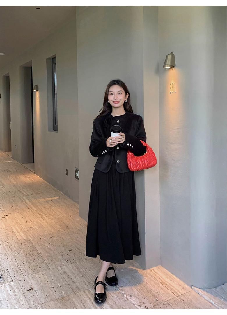 春のワンショルダーロングニットドレス