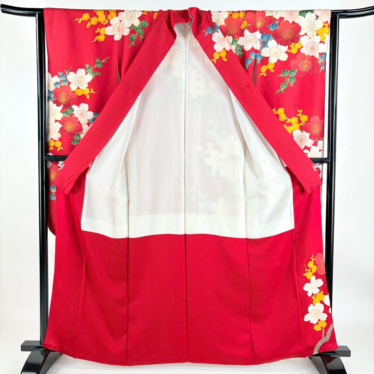 振袖 身長152-167cm 赤×白　正絹 赤白黒 総絞り 正絹振袖【326】 – SAKURA TOKYO