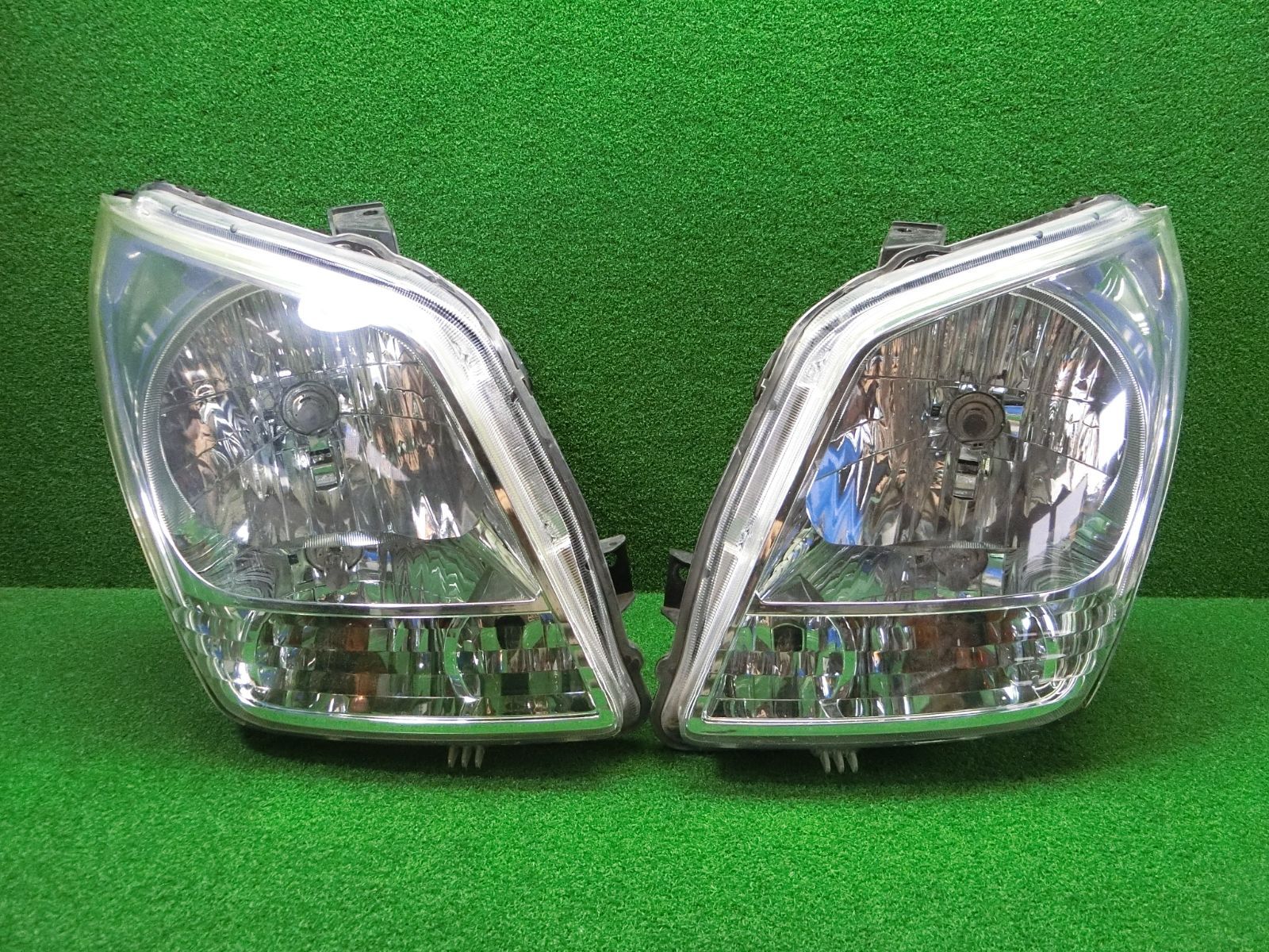 11618 コーティング済 スズキ ワゴンR MH23S ヘッドライト 左右セット KOITO 100-59192 研磨済 破損なし