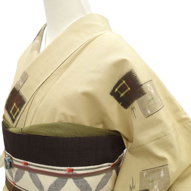 淡黄ベージュ 色紙重ね文