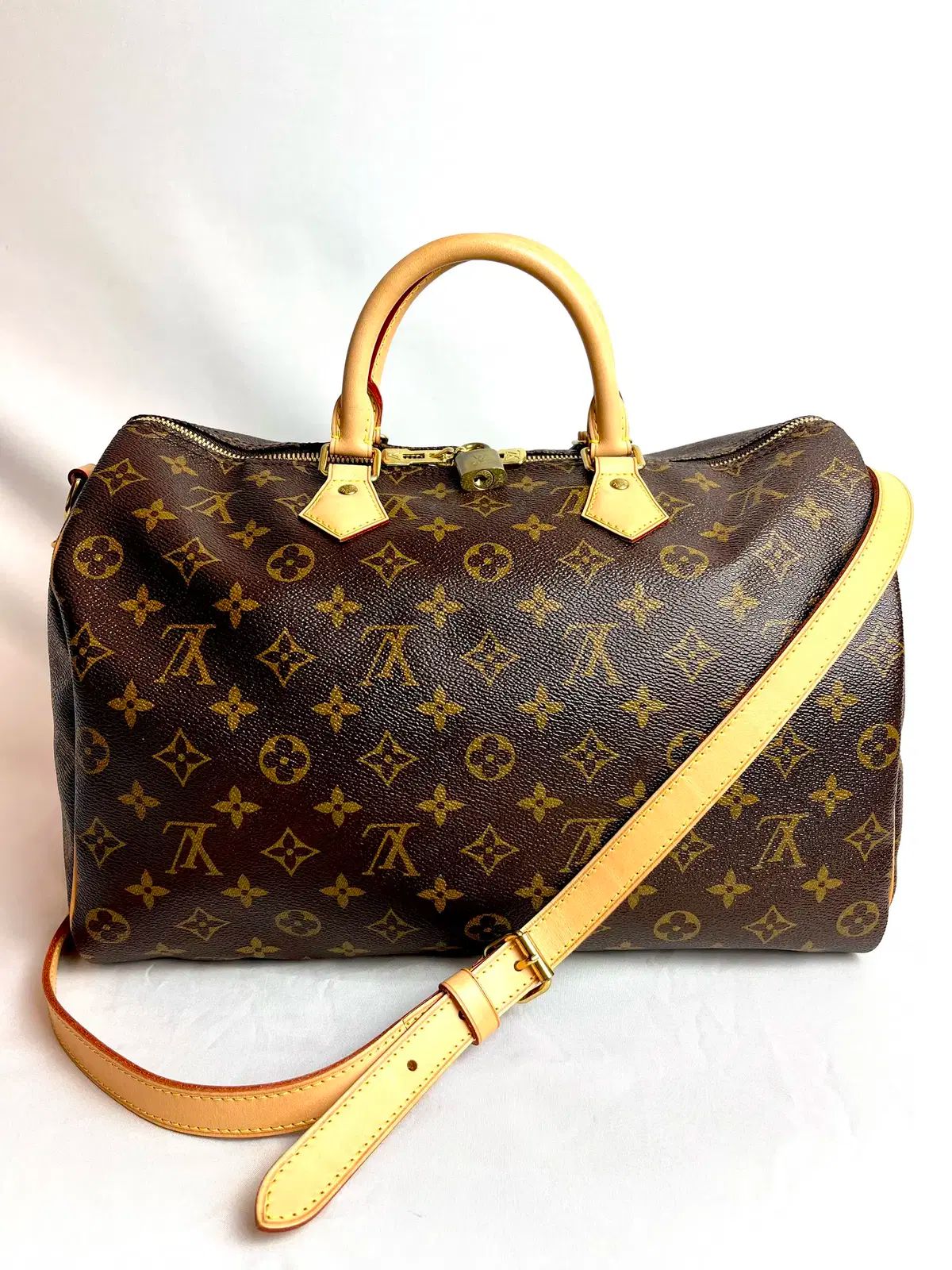 ルイ ヴィトン ゴールド モノラル バンドリエール 35 トート-ストラップ