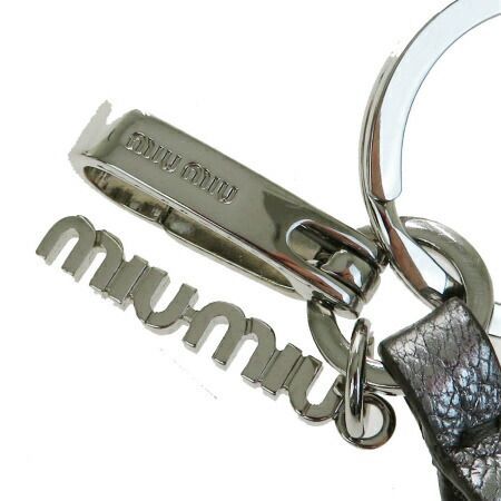 中古】 美品 ミュウミュウ miumiu バッグチャーム キーホルダー 中古】 美品 ミュウミュウ miumiu バッグチャーム キーホルダー