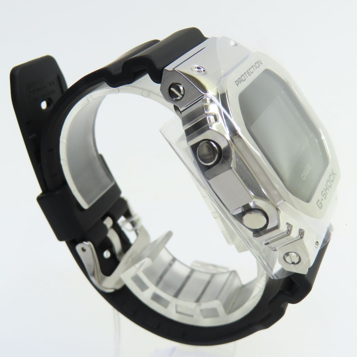 未使用】CASIO カシオ G-SHOCK メタルカバード GM-5600U-1JF