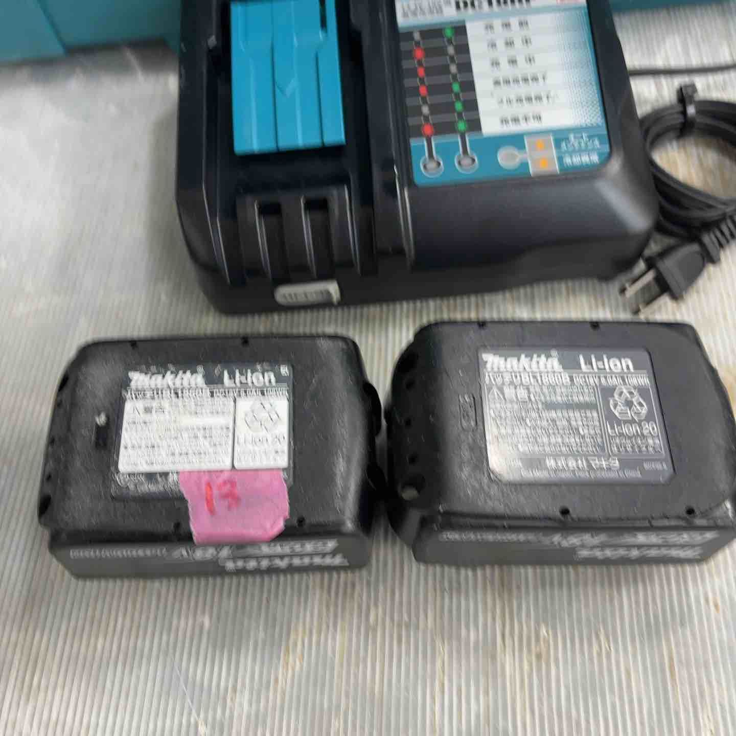 makita コードレスハンマドリル
