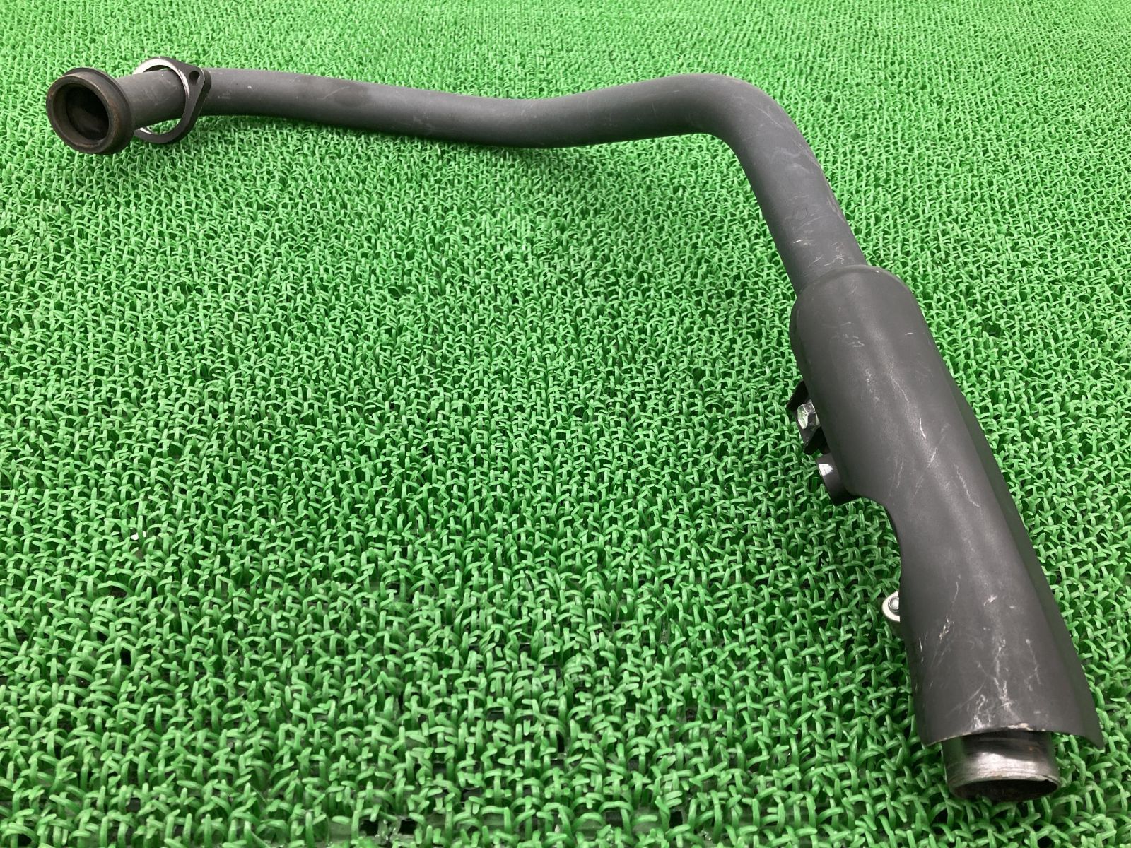 グラストラッカー エキパイマフラー スズキ 純正 中古 バイク 部品