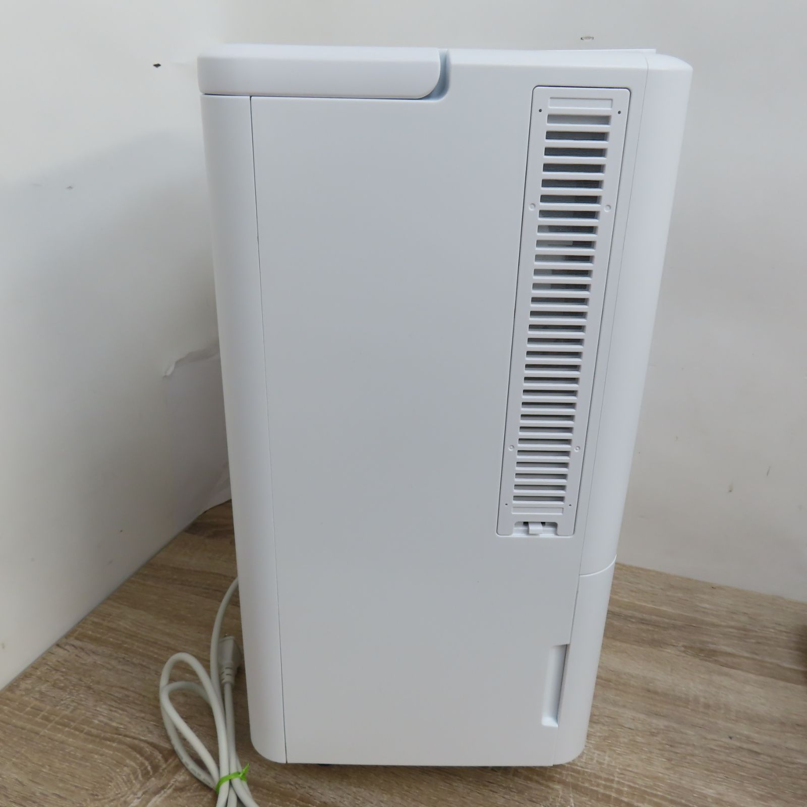 未使用に近い アイリスオーヤマ コンパクトクーラー ICA-0302G ICA-0302G コンパクトクーラー アイリスオーヤマ 電源(V):100 50
