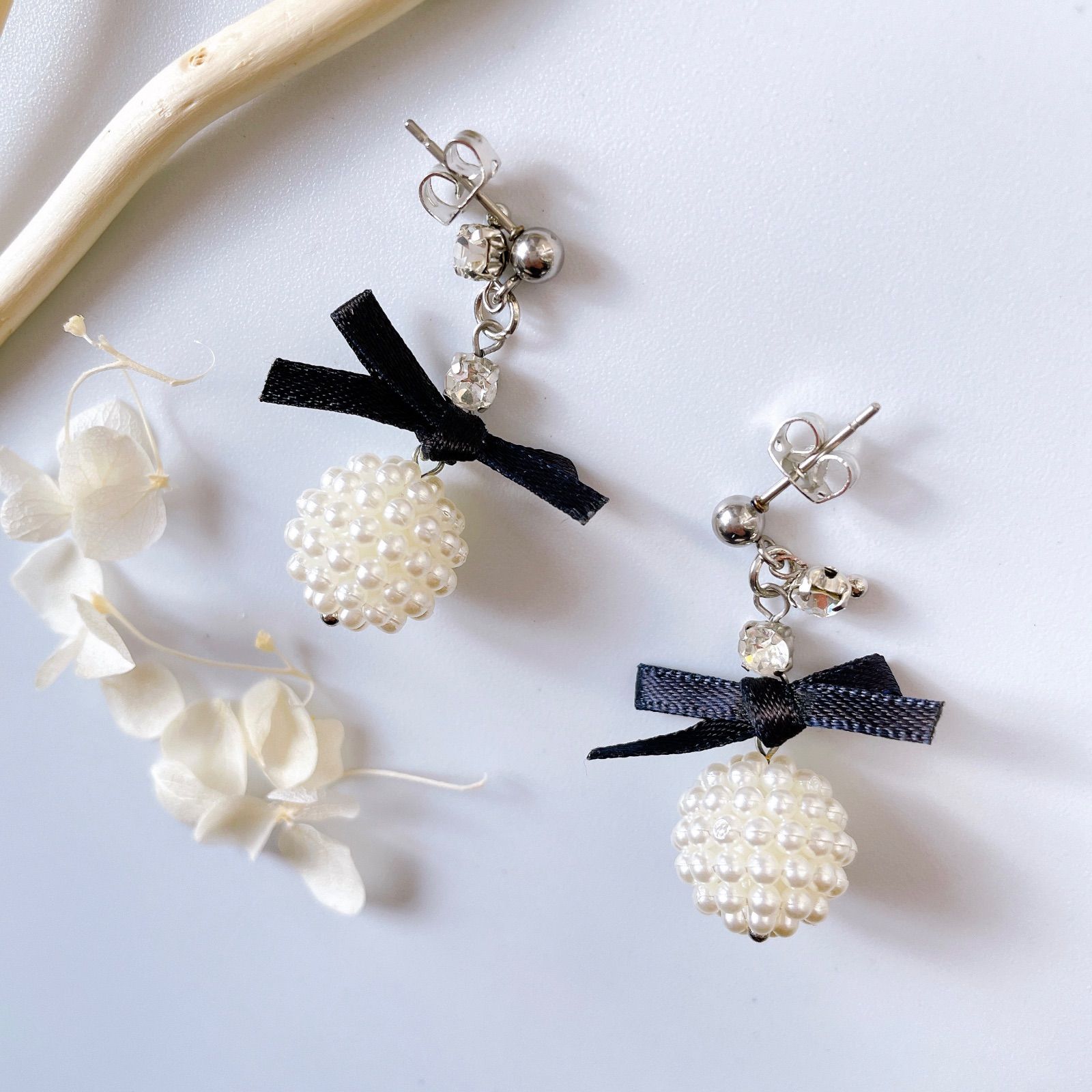 リボン×パール♡ハンドメイドピアス《304ステンレス 24KGP 本金メッキ 
