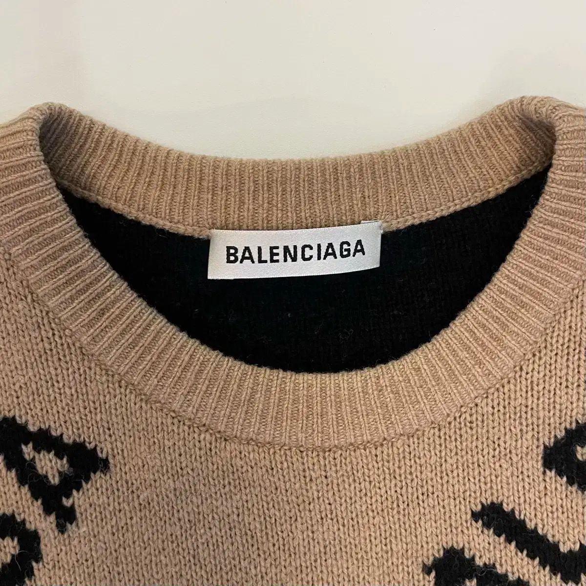 正規品 BALENCIAGA(バレンシアガ) マルチロゴ ニット セーター 
