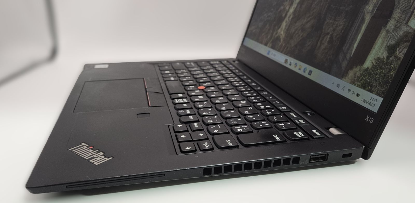 第10世代 Core i5 Lenovo ThinkPad X13 Gen1 i5-10310U 8/256（Win11