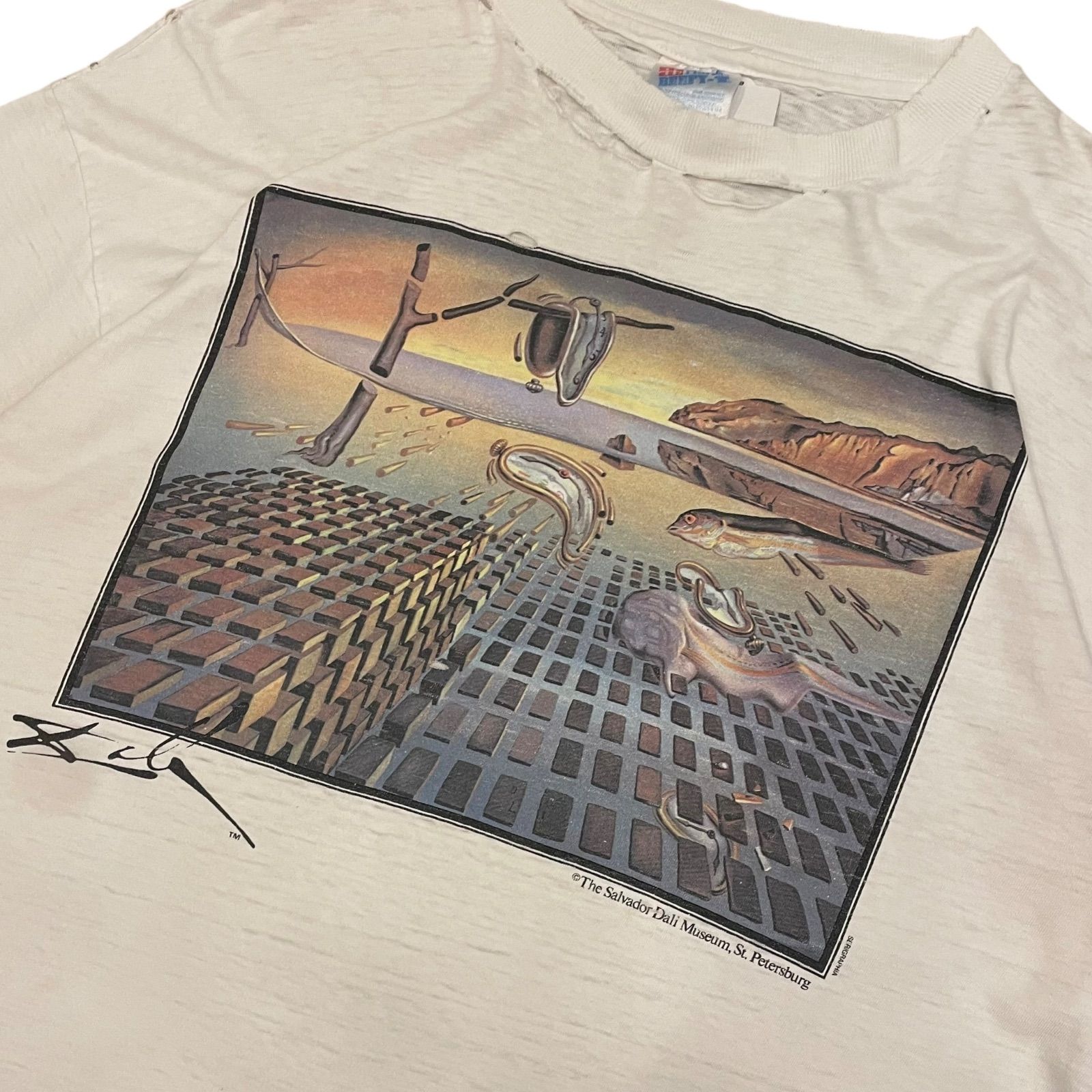 90s art Salvador DalíアートTシャツ ダリ 記憶の固執 古着 90s art Salvador DalíアートTシャツ ダリ 記憶の固執 古着