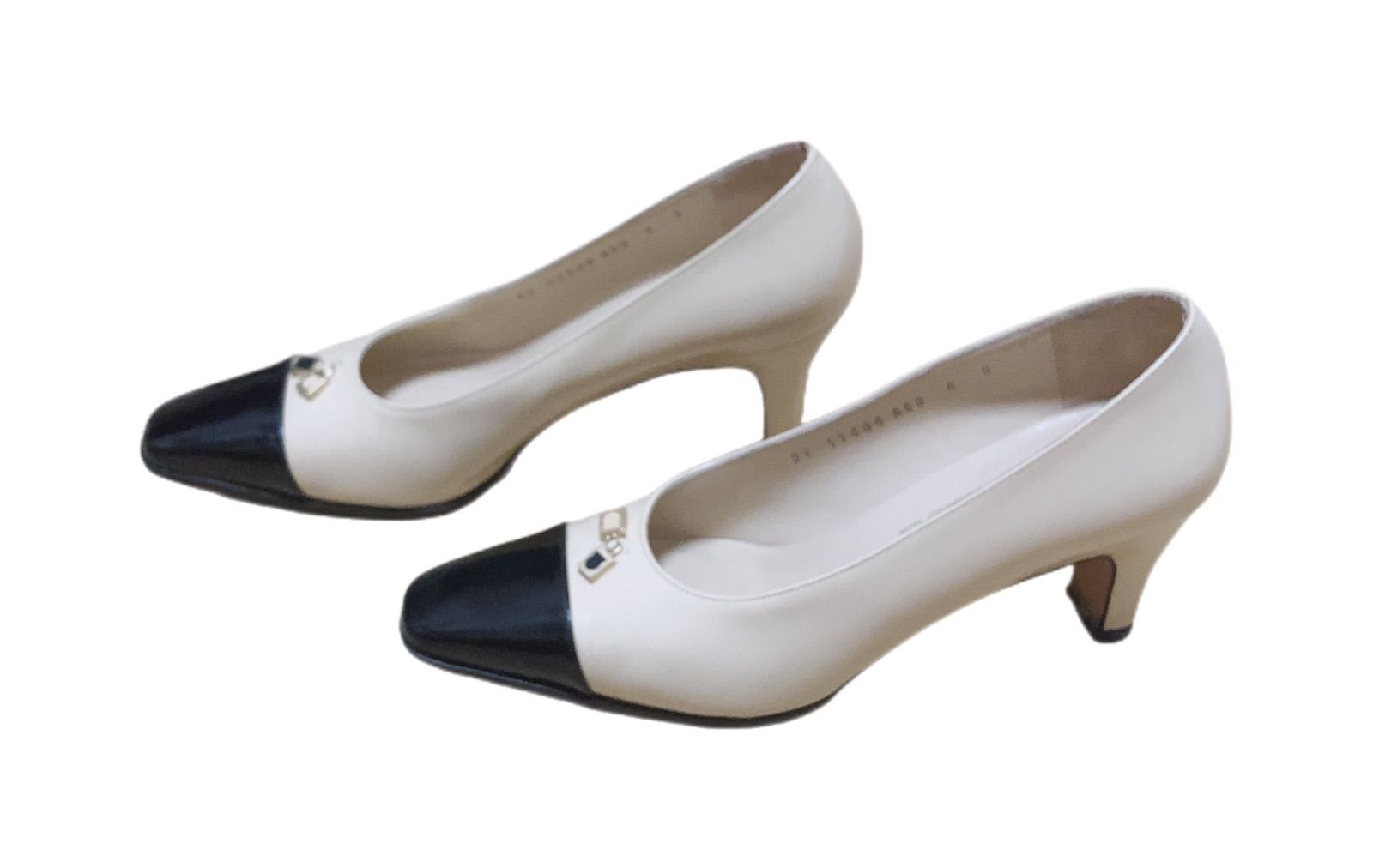 Salvatore Ferragamo フェラガモ ヒール パンプス バイカラー 【公式通販】