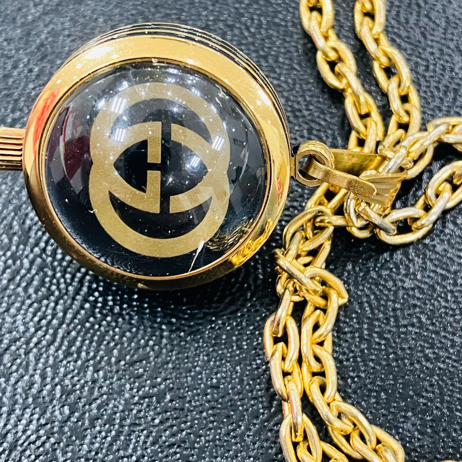 A【ヴィンテージ】グッチ ペンダント時計 手巻き ペンダント