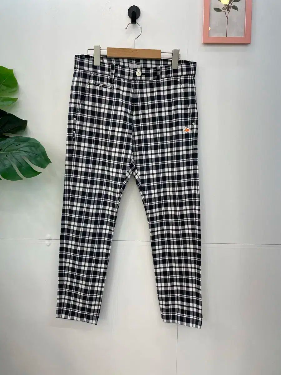 PEARLY GATES パーリーゲイツ　チェック柄　ダウンジャケット　中綿　1 サイズ：5 PEARLY GATES パーリーゲイツ ニットセーター チェック柄