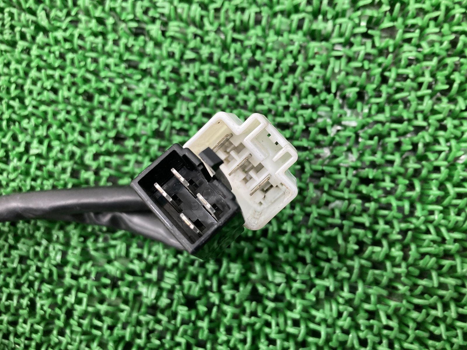 V7IIIストーン レギュレター モトグッチ 純正 中古 バイク 部品