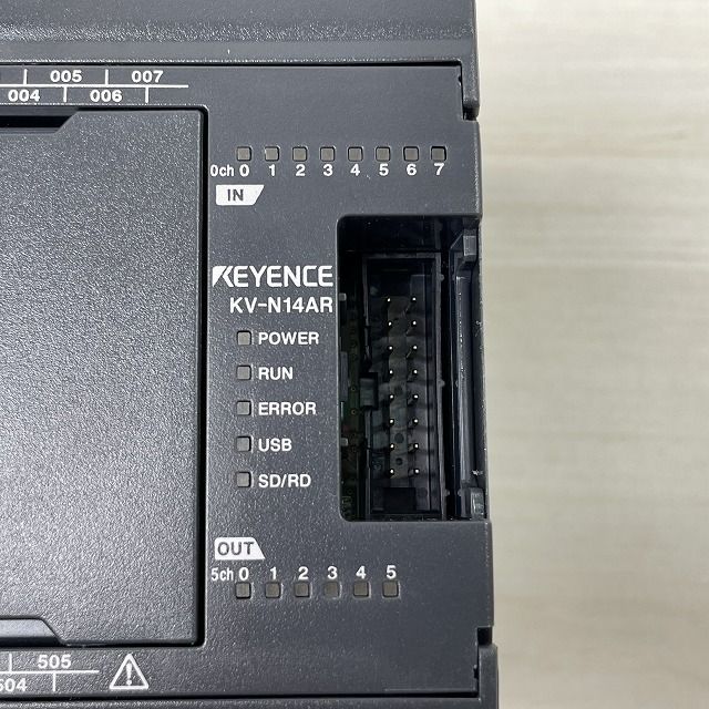 入力8点 出力6点