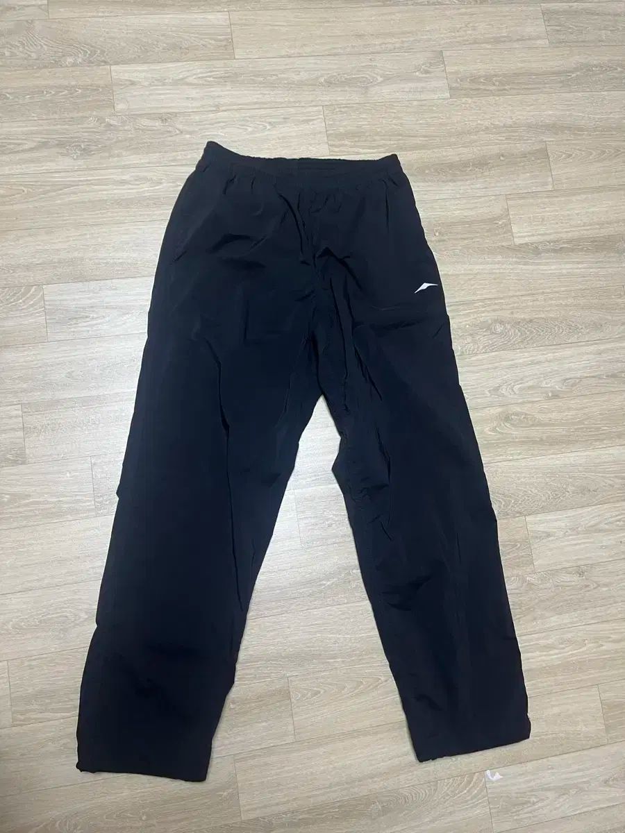 ゴーウェア ライト イージー パンツ ブラック L