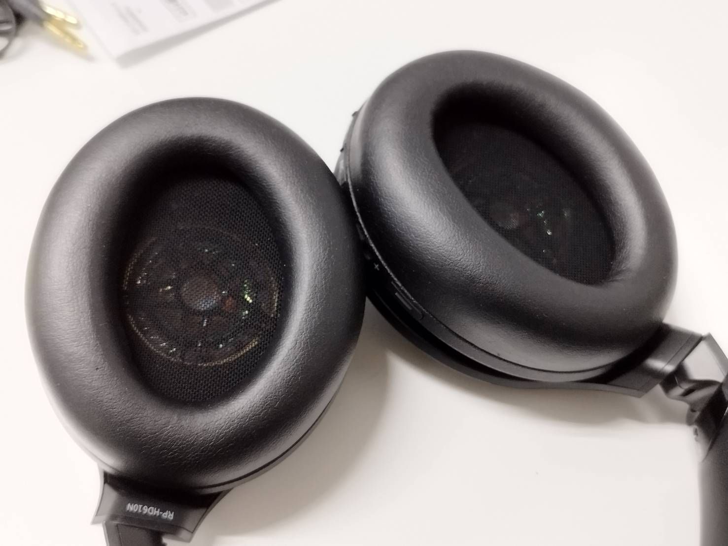 Panasonic RP-HD610N ワイヤレスヘッドホン Googleアシスタントも