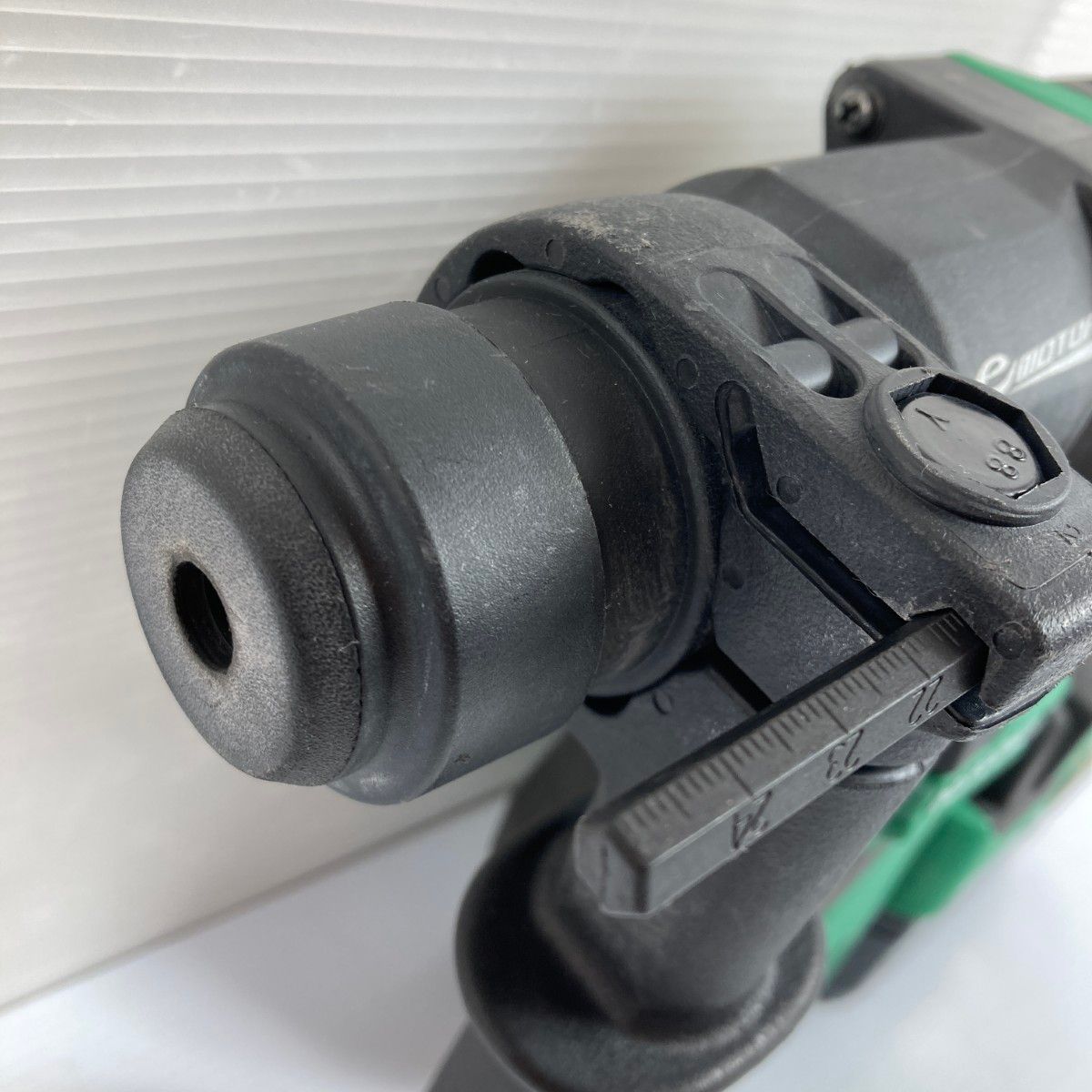 コードレスロータリーハンマドリル