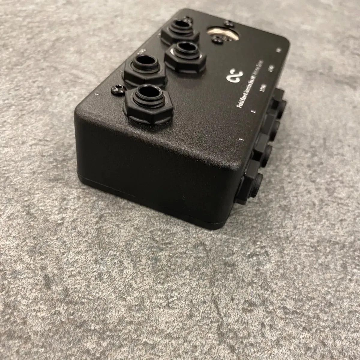 One Control Minimal Series Pedal Board Junction Box 4M