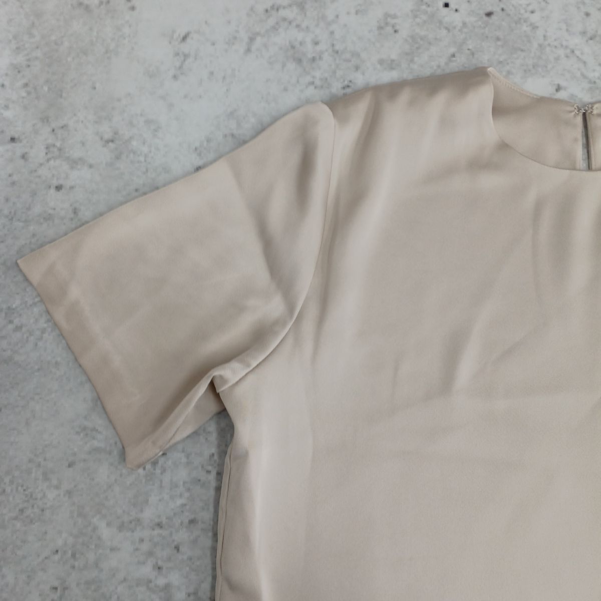 ベージュ サイズ３６