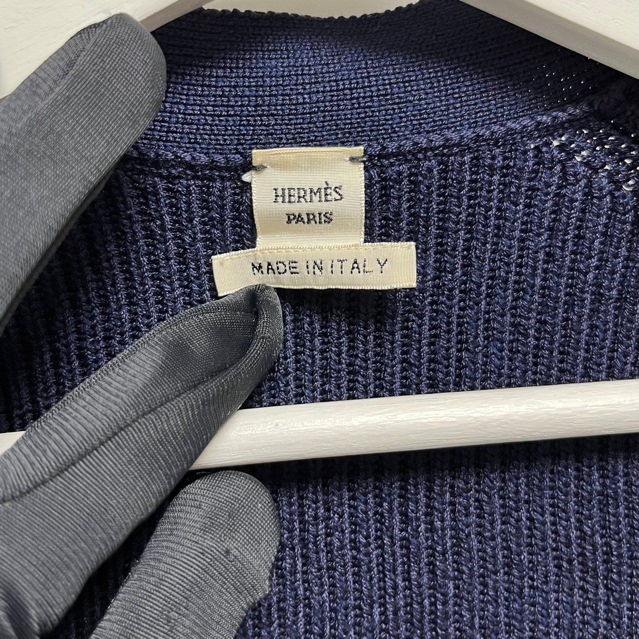 シルク混ディープVネックネックニットセーター