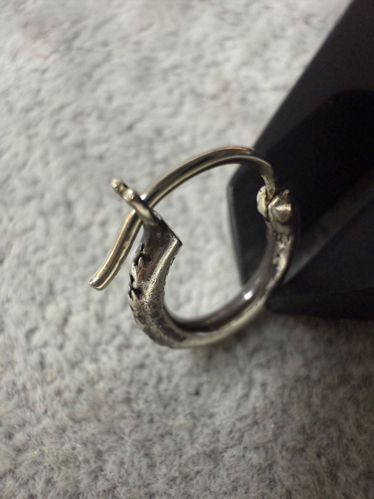 値下げ　クロムハーツ　タイニースクロールフープシルバーピアス クロムハーツタイニースクロールフープピアス|クロムハーツ通販