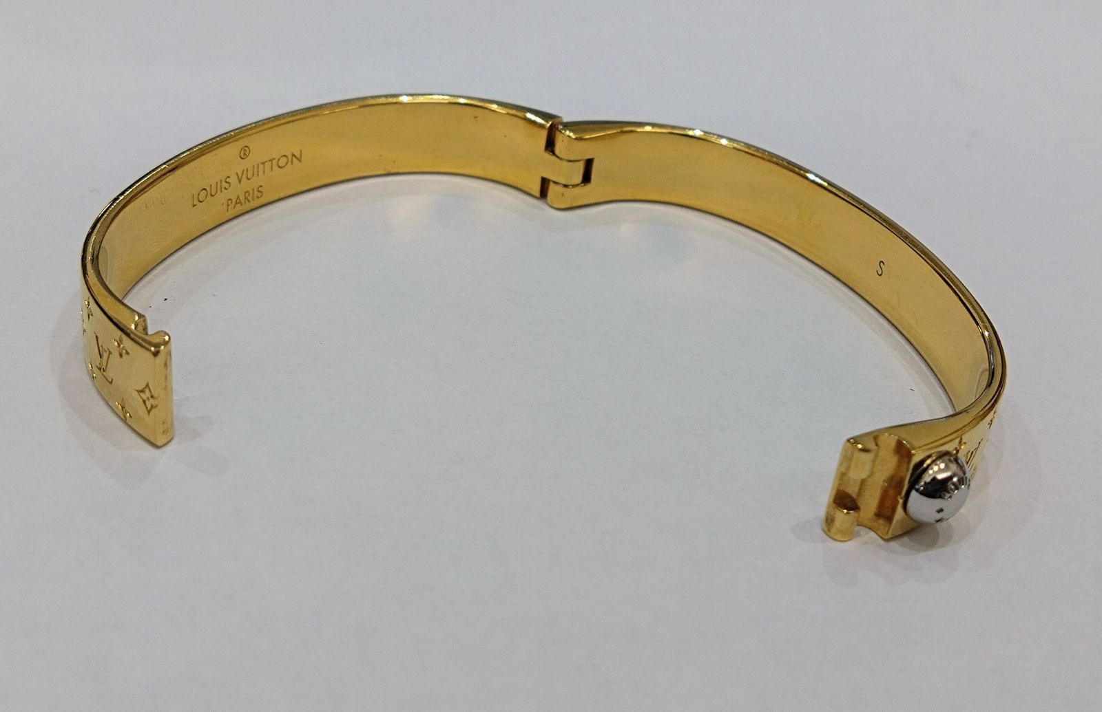 ルイヴィトン　M00251　ブレスレット　ナノグラム　ゴールド LOUIS VUITTON bracelet M00251 Gold Plated gold Cuff nanogram
