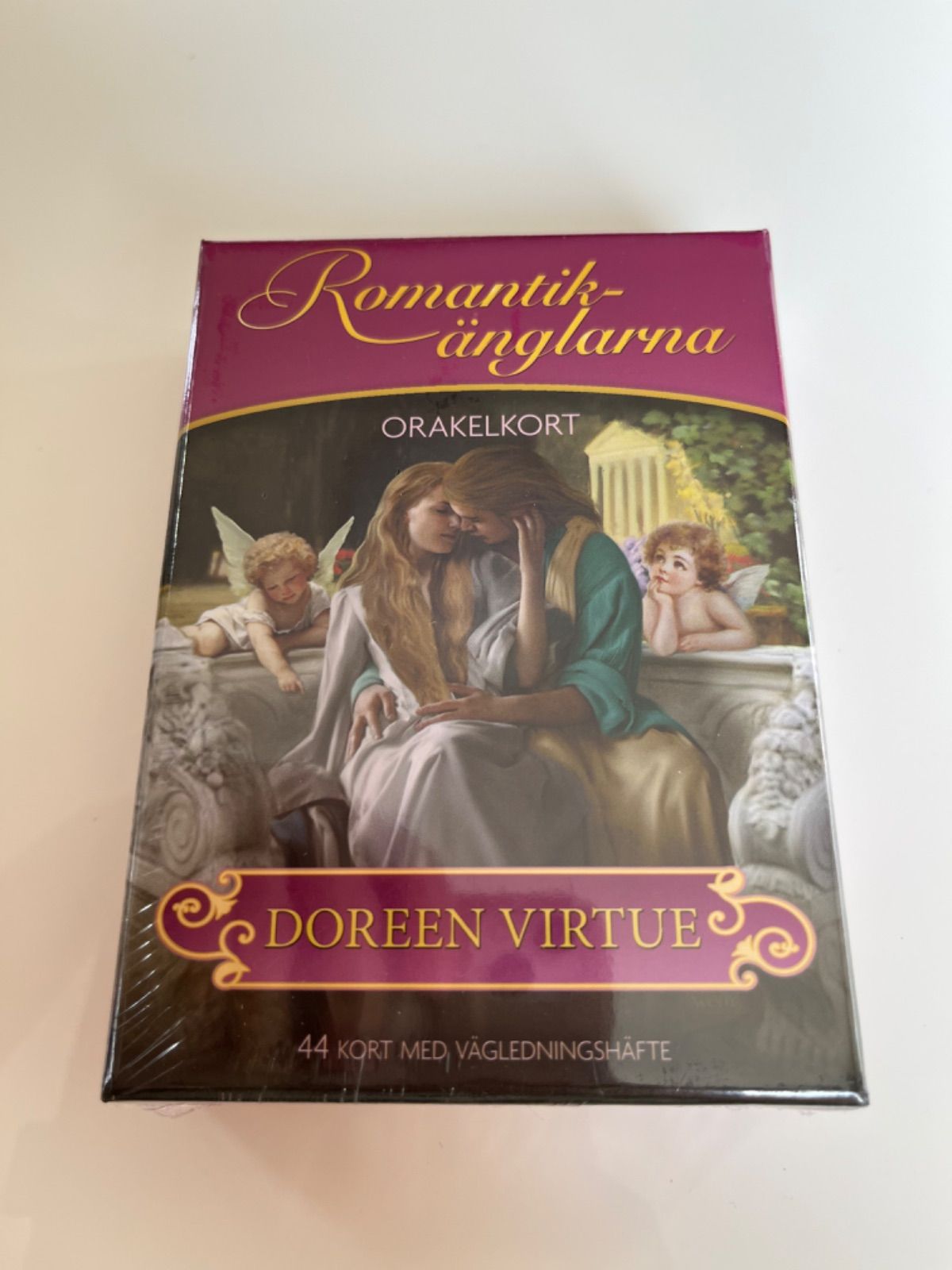 ロマンスエンジェルオラクルカード♡金縁♡スウェーデン語版♡正規品