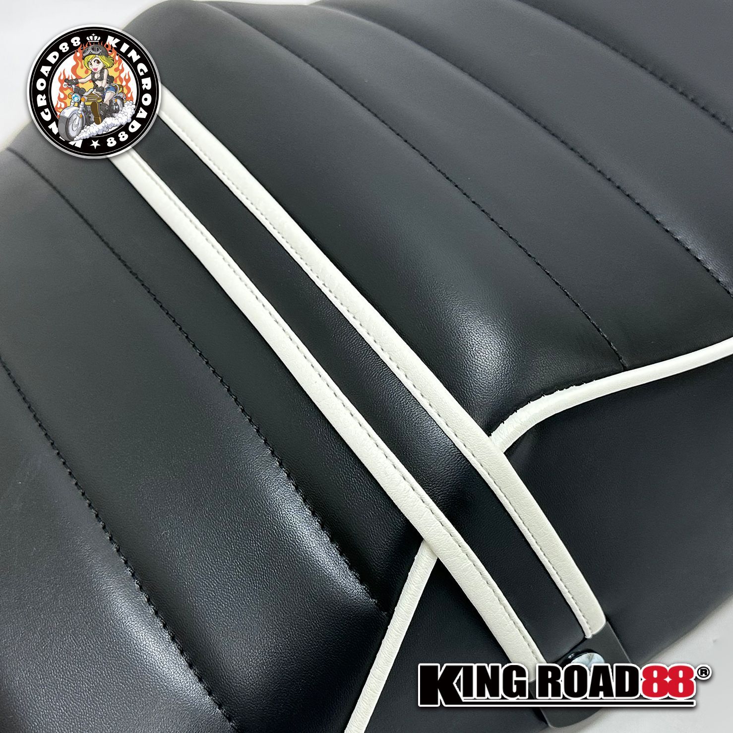 カワサキ ゼファー400 Ⅱ型 後期 ZR400C KingRoad88 タックロール