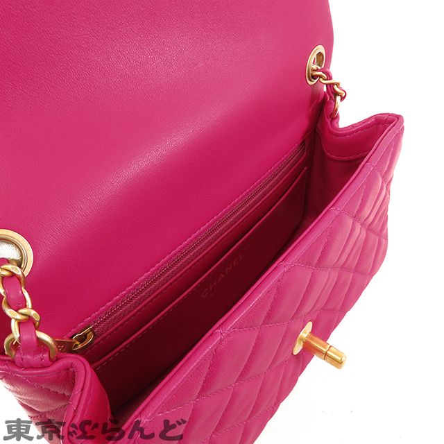 CHANEL シャネル マトラッセ　ミニショルダーバック シャネル CHANEL ミニマトラッセ チェーンショルダーバッグ