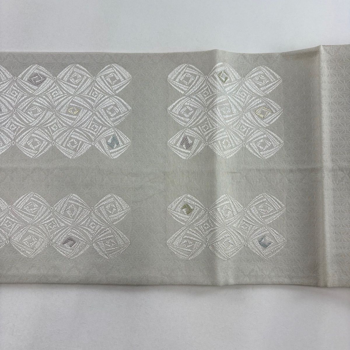 袋帯 美品 秀品 幾何学模様 灰色 六通 正絹｜中古・古着