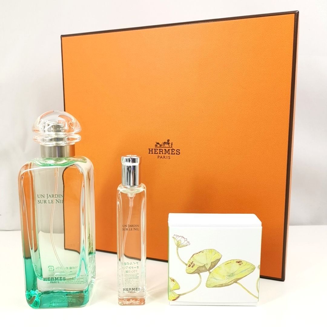 HERMES UN JARDIN SUR LE NIL 香水 3本セット Hermes Un Jardin Sur Le Nil , 3 Pc Gift Set 1.6oz EDT Spray