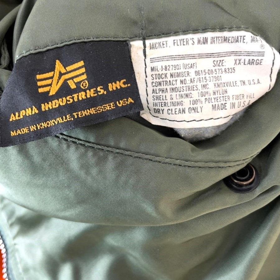USA製alpha industriesアルファインダストリーズMA-1フライト