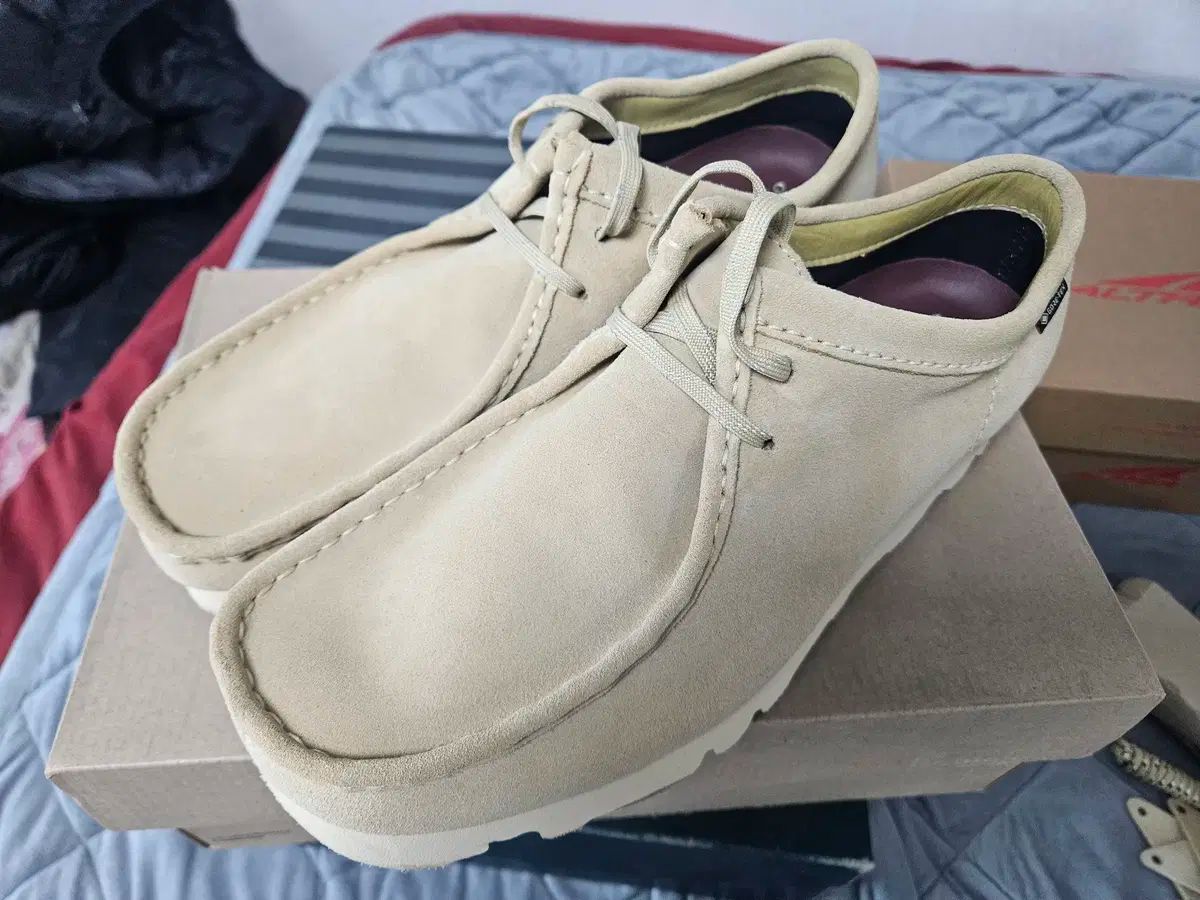 クラークス ワラビー GTX clarks wallabee メイプル