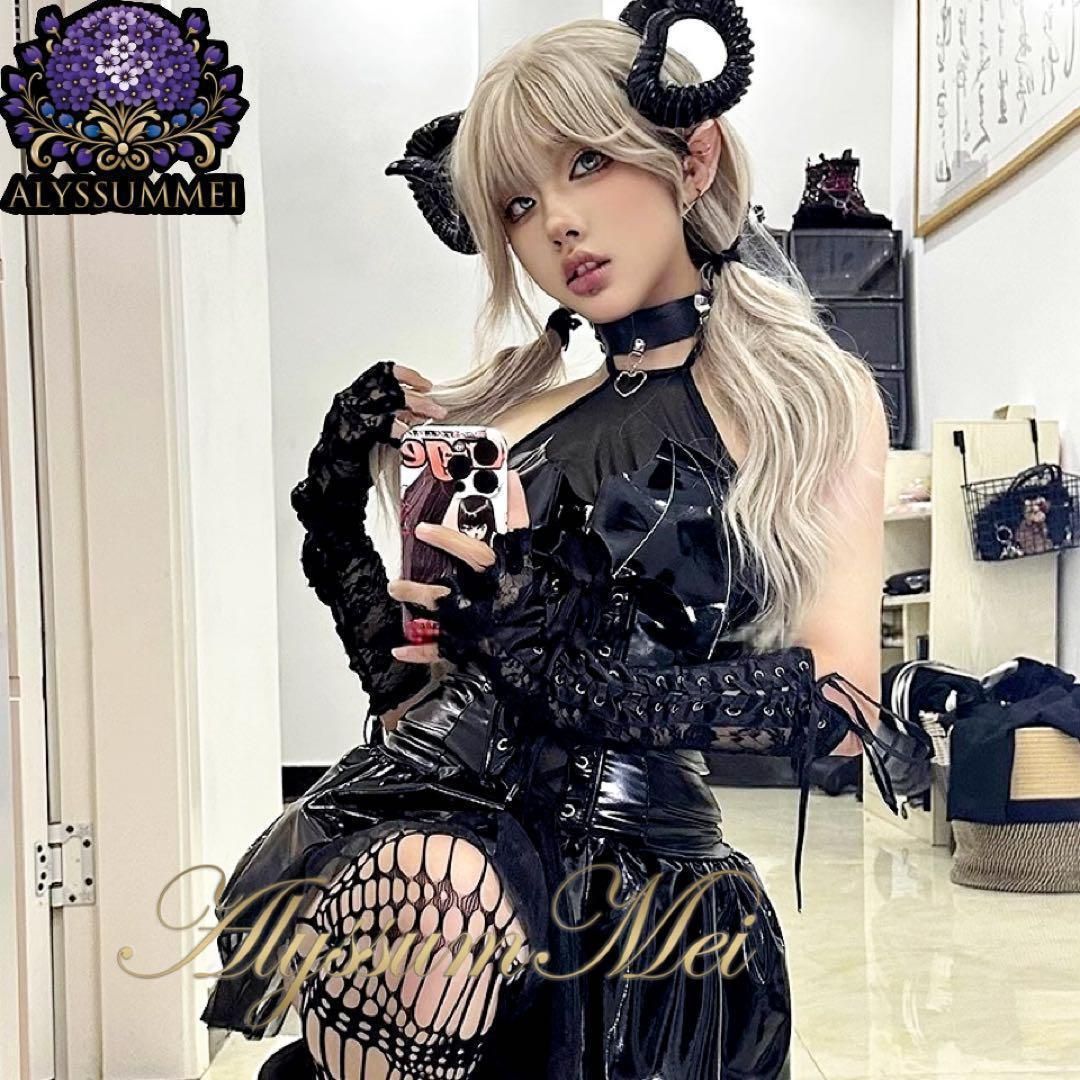 ウサ耳カチューシャ付きセクシーエナメル小悪魔バニーガールコスプレ衣装フルセット　逆バニーボディスーツ　ボディコン　魔女ドレス　ハロウィンコスプレ大人レディース　舞台演出　イベント　写真撮影　ステージ　クラブ天使悪魔仮装　クリスマス会パーティーサンタコスチューム
