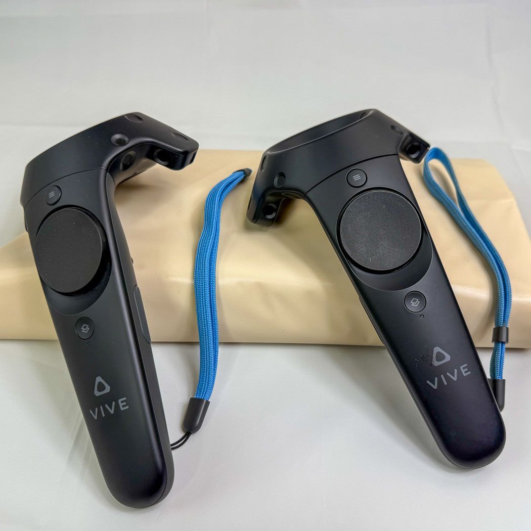 HTC VIVE オーディオストラップ付き Amazon.co.jp: 【国内正規品】 HTC VIVE デラックスオーディオ