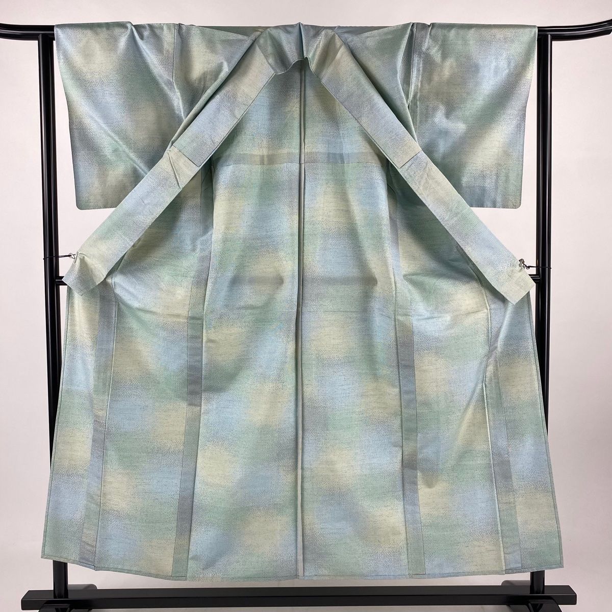 紬 身丈153.5cm 裄丈64cm M 単衣 幾何学模様 クリーム 正絹 秀品 中古 紬 身丈153.5cm 裄丈64cm M 単衣 草花 菱 灰茶 正絹 美