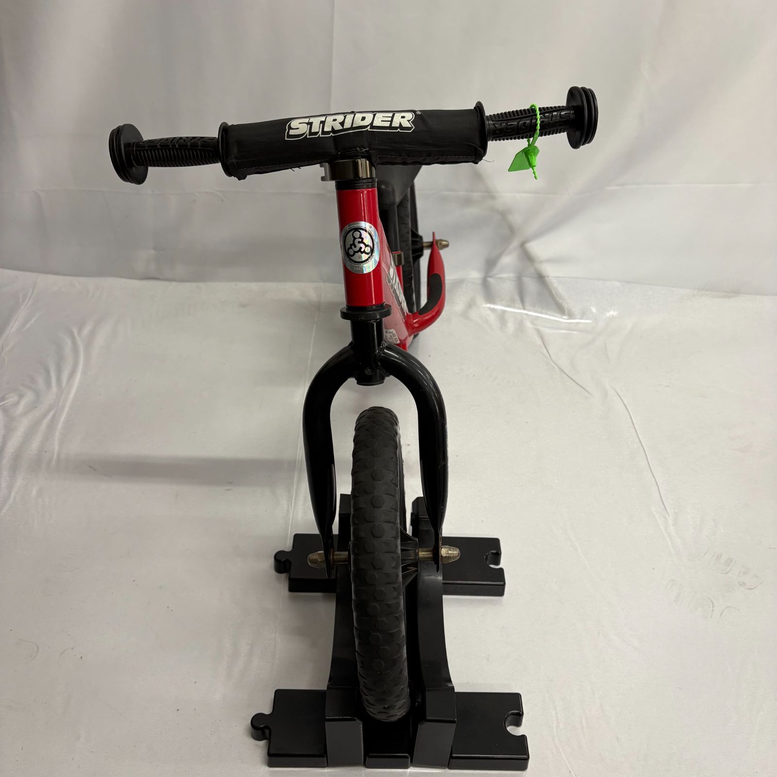 楽天市場】レッド 赤（バランスバイク・キックバイク｜乗用玩具
