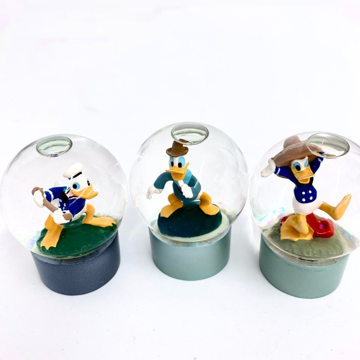 Disneyディズニー スノーグローブ スノードーム ドナルドダック ディズニーフィギュア専門店 ディズニーコレクション