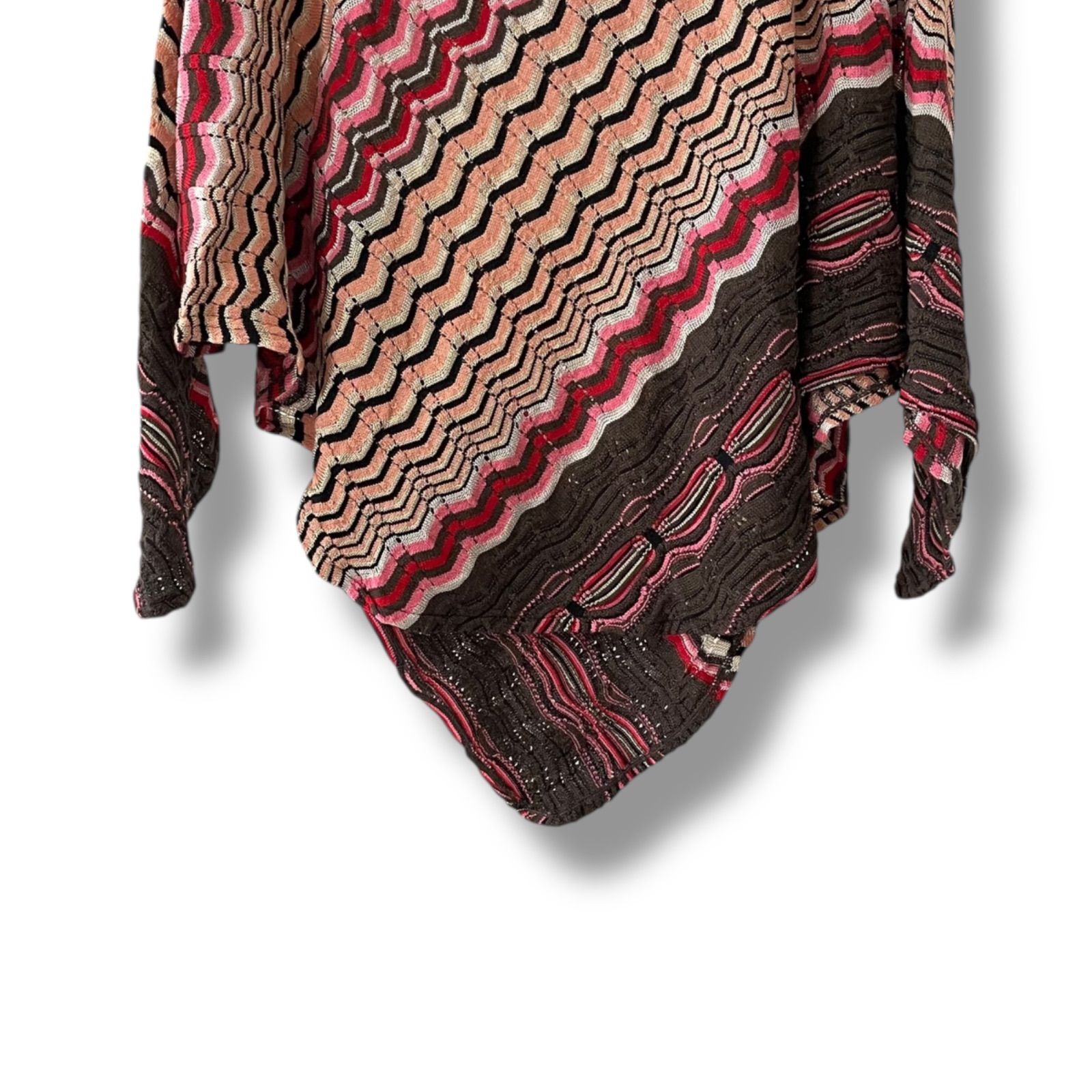 ピンク ジグザグ柄