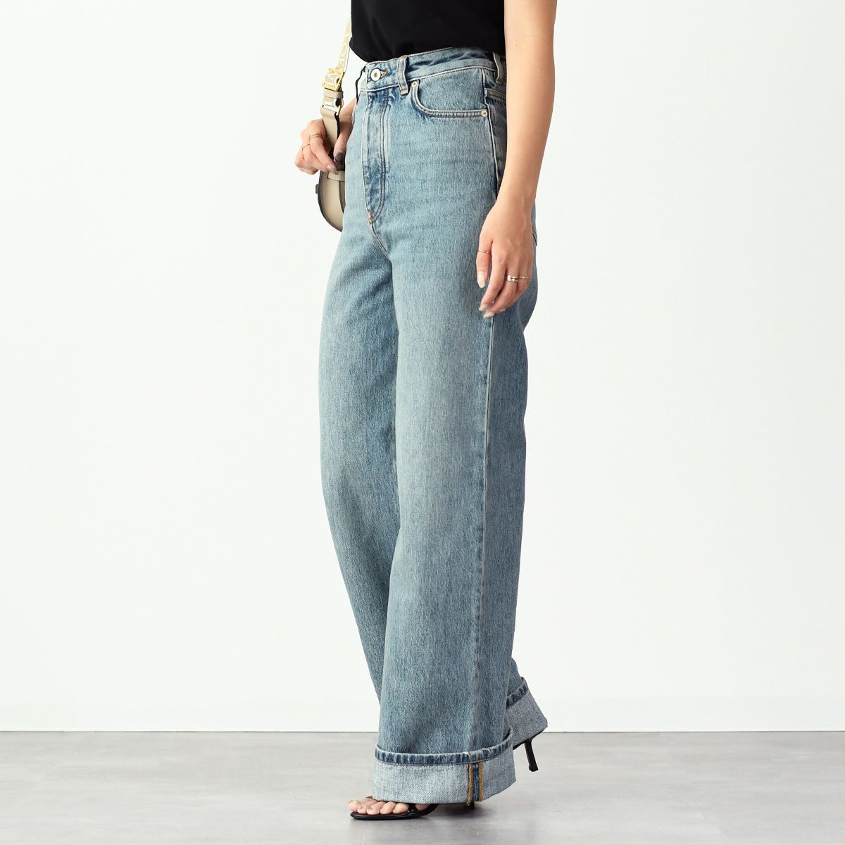 LOEWE ロエベ デニム ボトムス ハイウエスト ジーンズ