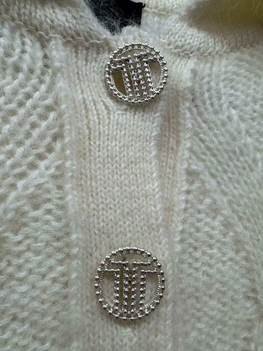 LANVIN