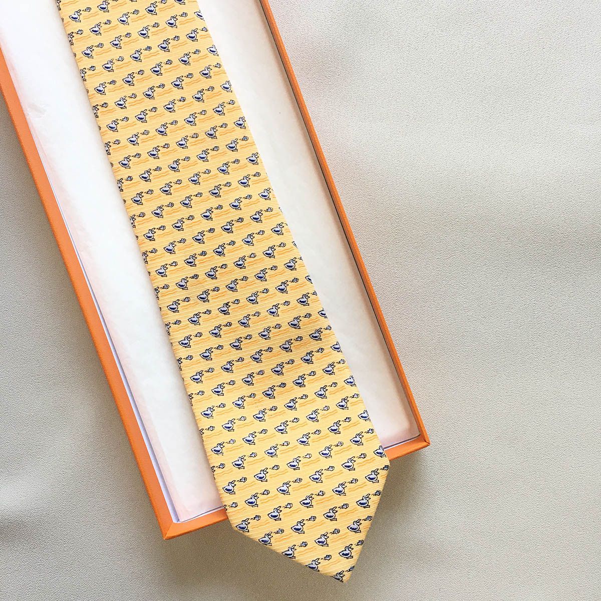 美品 エルメス HERMES ネクタイ シルク100% 動物柄 カモメ kigaeru_33811907004