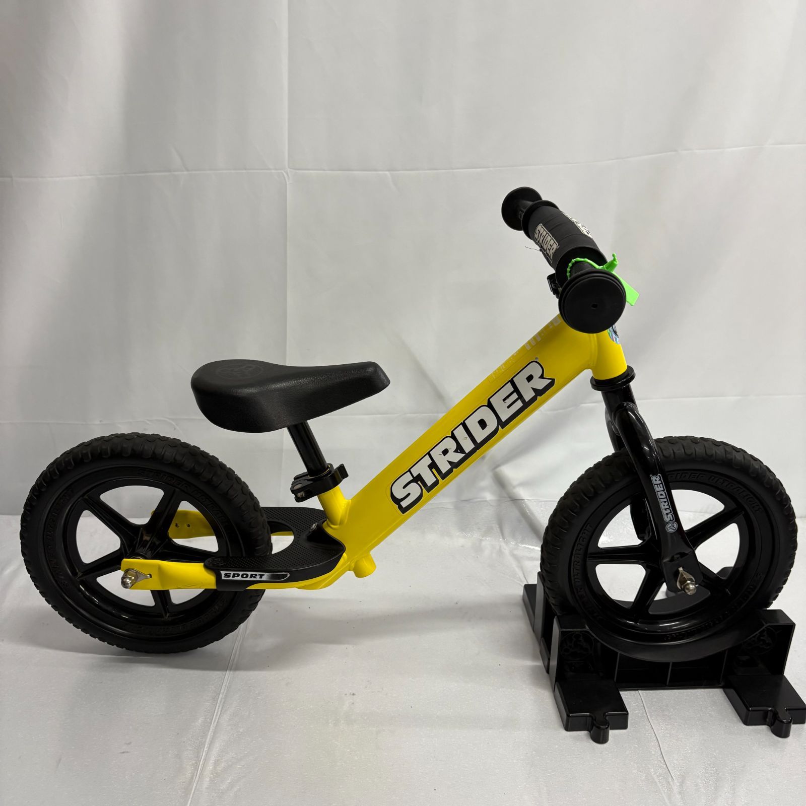 Amazon.co.jp: STRIDER(ストライダー) 12 SPORT (スポーツ