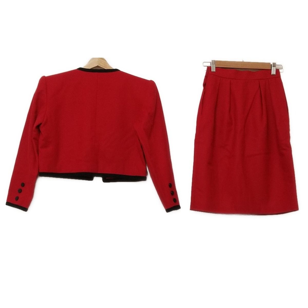 YvesSaintLaurent(イヴサンローラン) スカートスーツ レディース