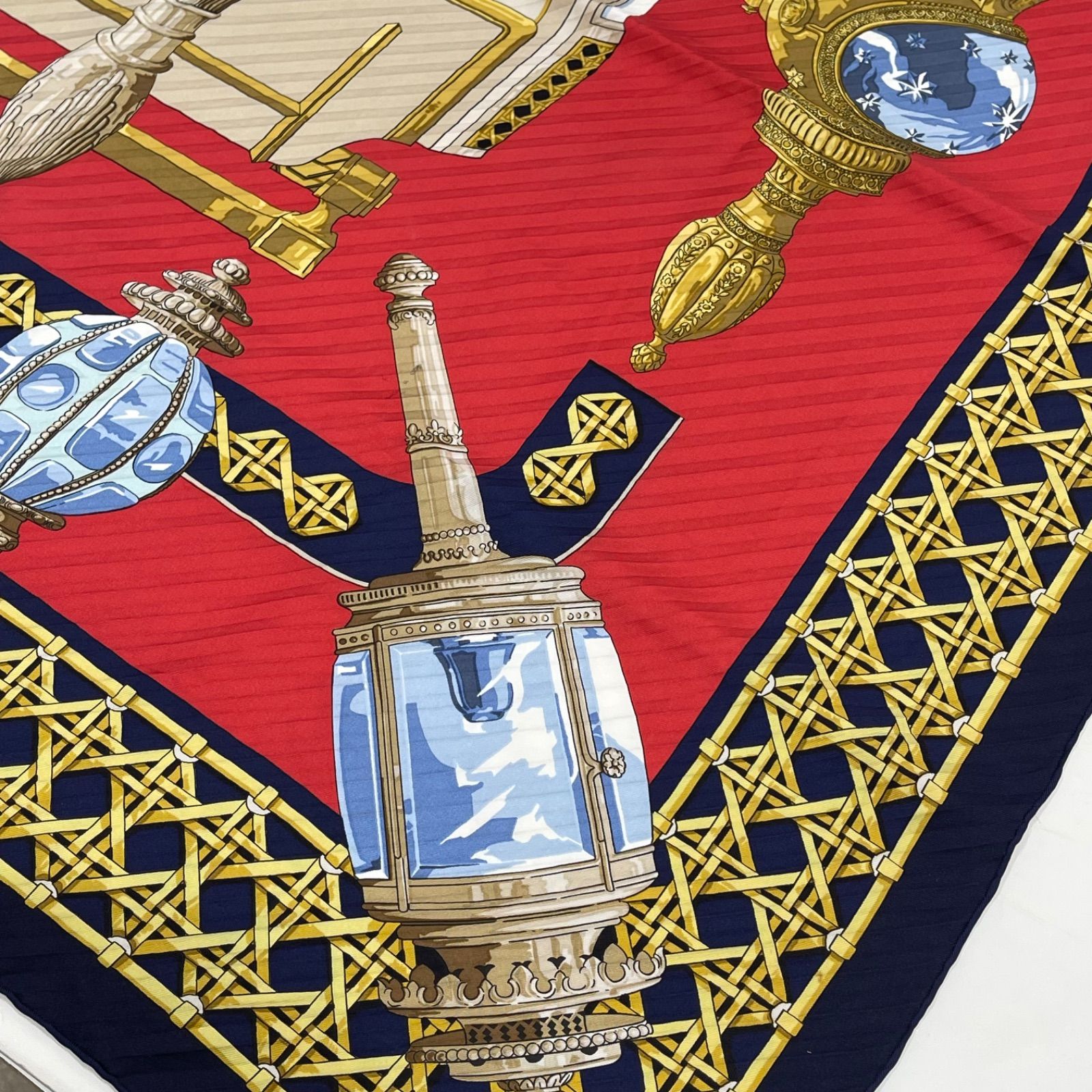 正規品★エルメス★HERMES★カレ90★馬車のランタン柄★シルクスカーフ HERMES】【FEUX DE ROUTE】【フランス製】エルメス『カレ90 馬車